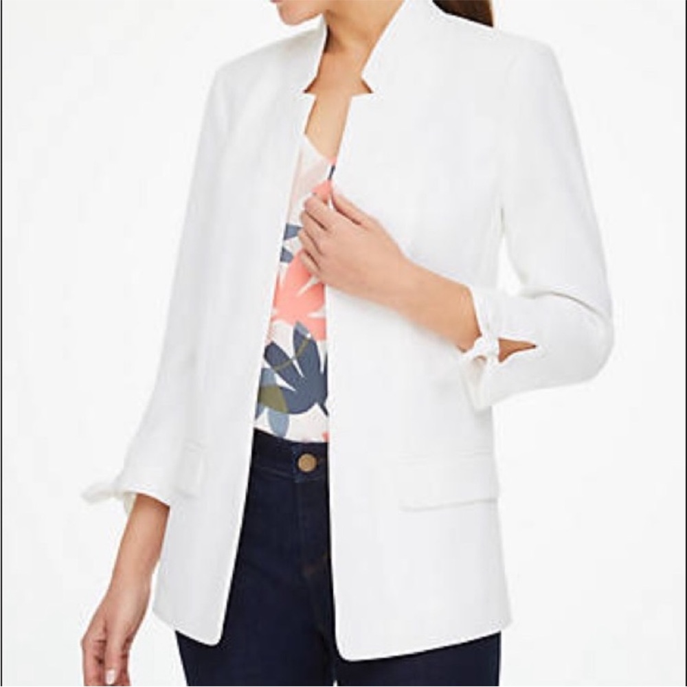 White women’s blazer XXS